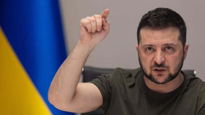 Zelensky diz que está disposto a deixar presidência se isso trouxer paz