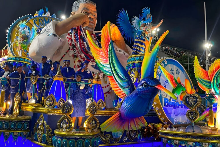 Artista de Parintins é o criador de carros alegóricos da Beija-Flor