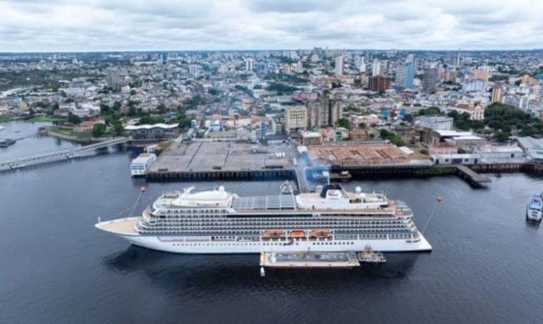 Abastecimento de cruzeiros impulsiona turismo em Manaus
