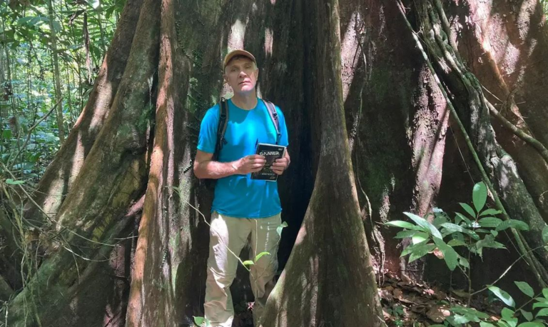 Companheira de Dom Phillips lança obra póstuma na Feira do Livro em SP