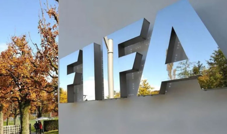 Fifa apaga material que iguala títulos de Fluminense e Palmeiras a Mundiais