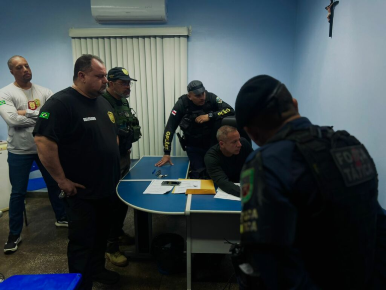 Três homens são presos por envolvimento com grupo criminoso no AM
