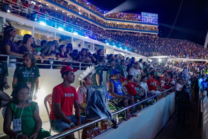Governo do Amazonas divulga retirada da credencial do Espaço PcD para o Festival de Parintins